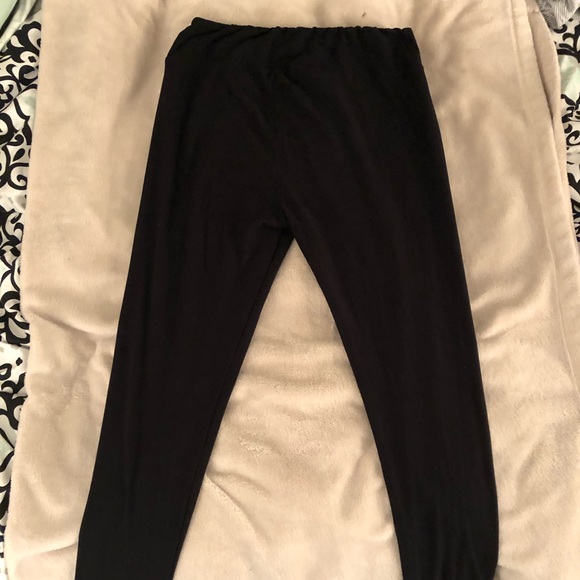 Lula Roe leggings - Picture 2 of 3